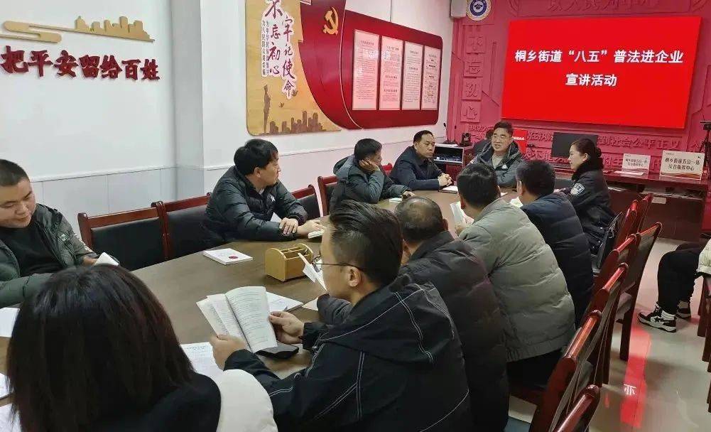 一男子欲跳河轻生！开封公安紧急出动……